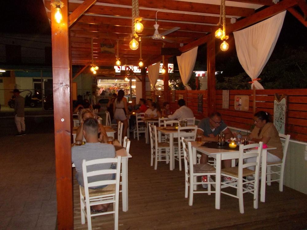 Kavos Central Gardens Exterior foto