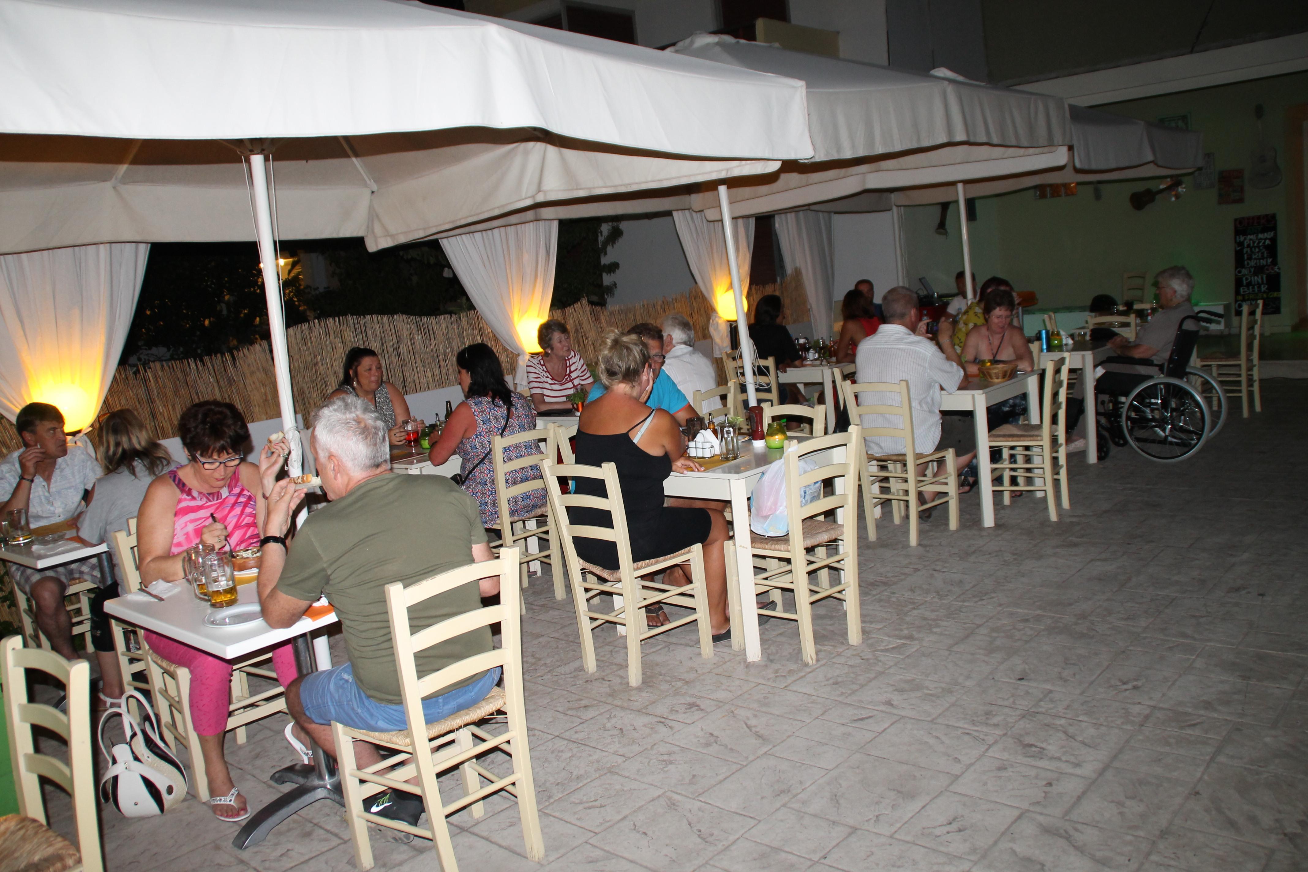 Kavos Central Gardens Exterior foto
