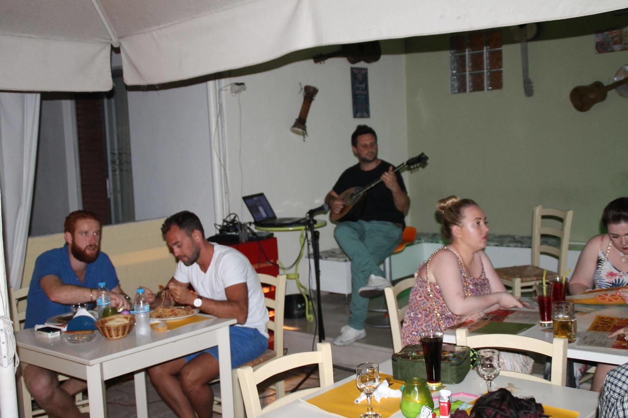 Kavos Central Gardens Exterior foto